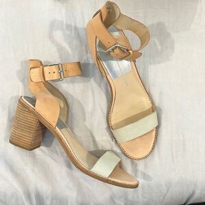 DOLCE VITA Block Heels
